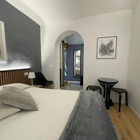 Bel Parco E Castello Bed and Breakfast 3*