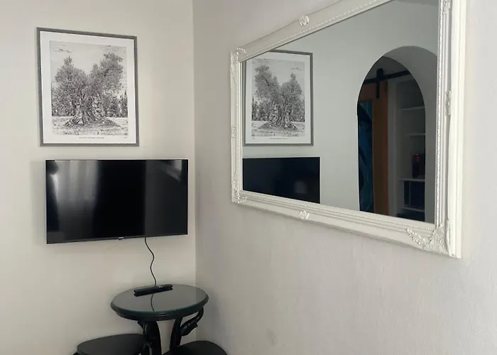 Bel Parco E Castello Вольтерра